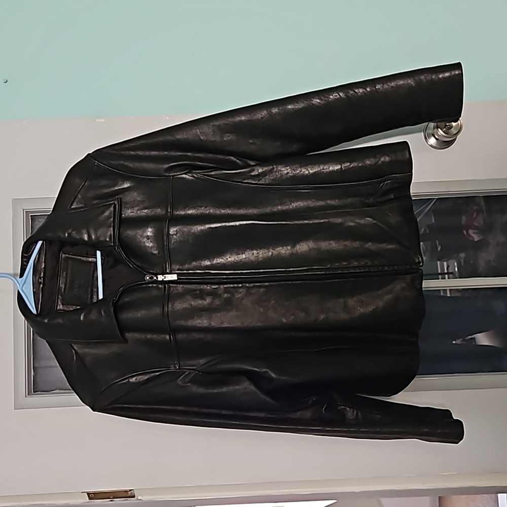 Womens Xl real leather Avanti black jacket